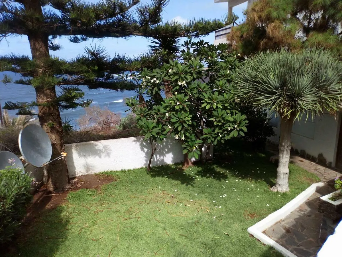Apartamento Neptuno Hotel La Laguna  0*, La Laguna (Tenerife) Spain